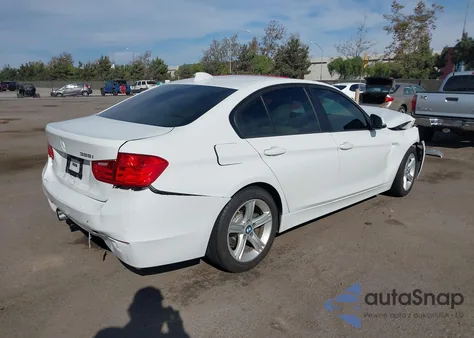 2013 BMW 328I из США, поврежденный, VIN WBA3A5C57DF353835